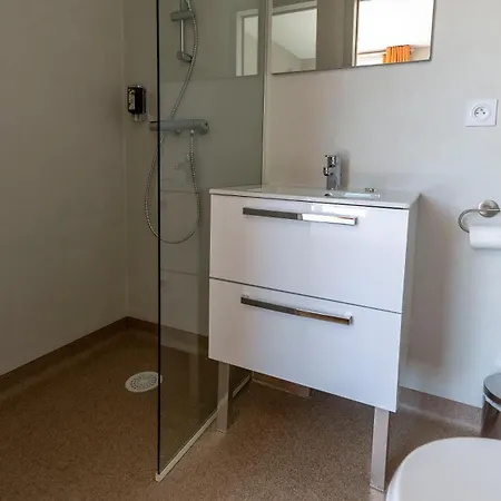 Guest house Single A Louer Dans Colocation Thyez