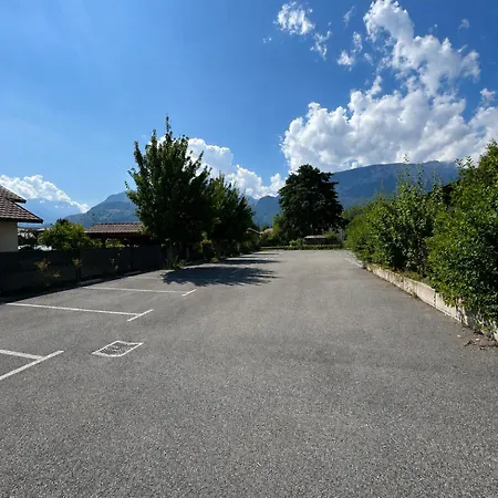 Single A Louer Dans Colocation Guest house 3*